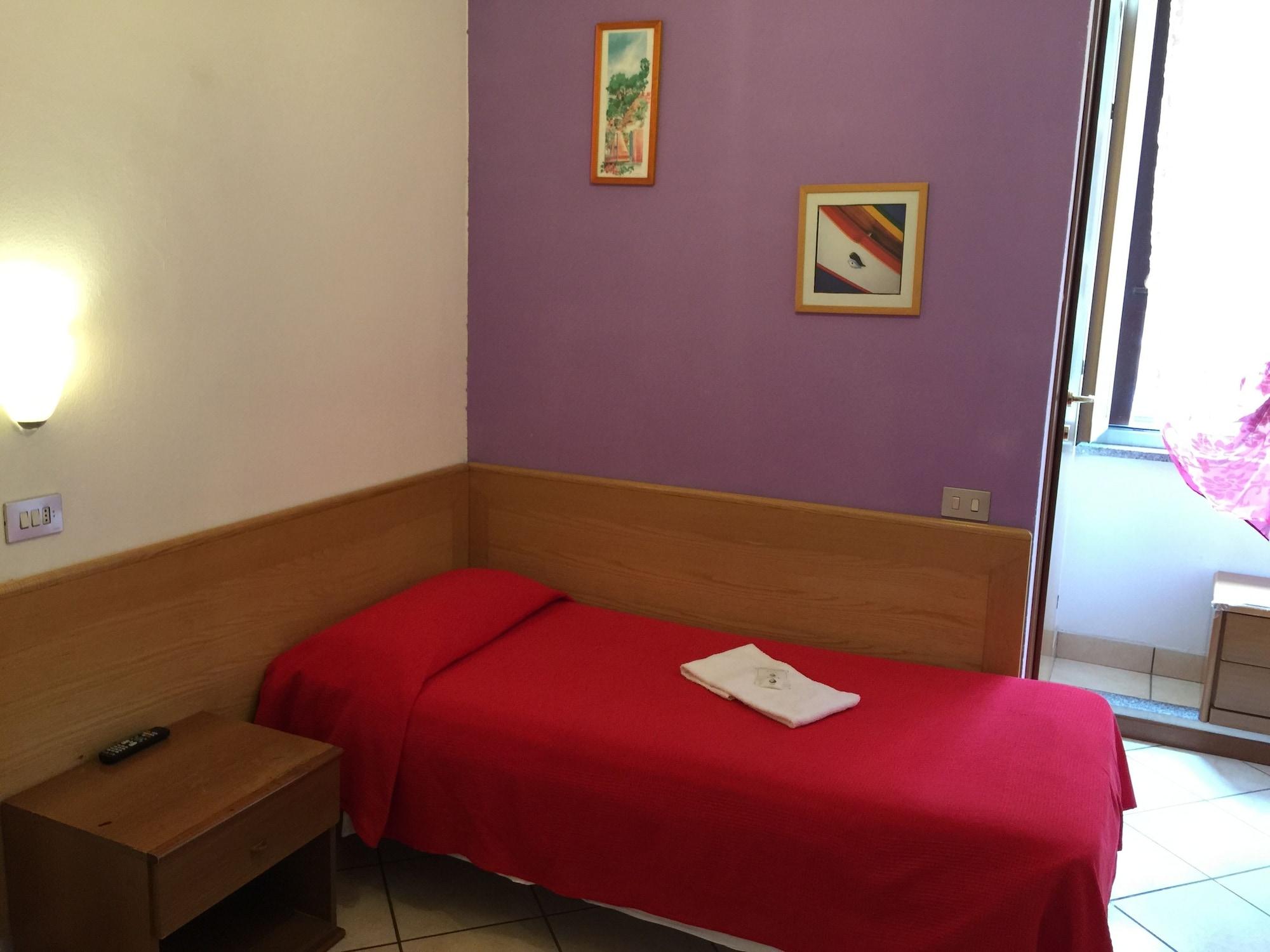 Hotel Adelchi Милано Екстериор снимка