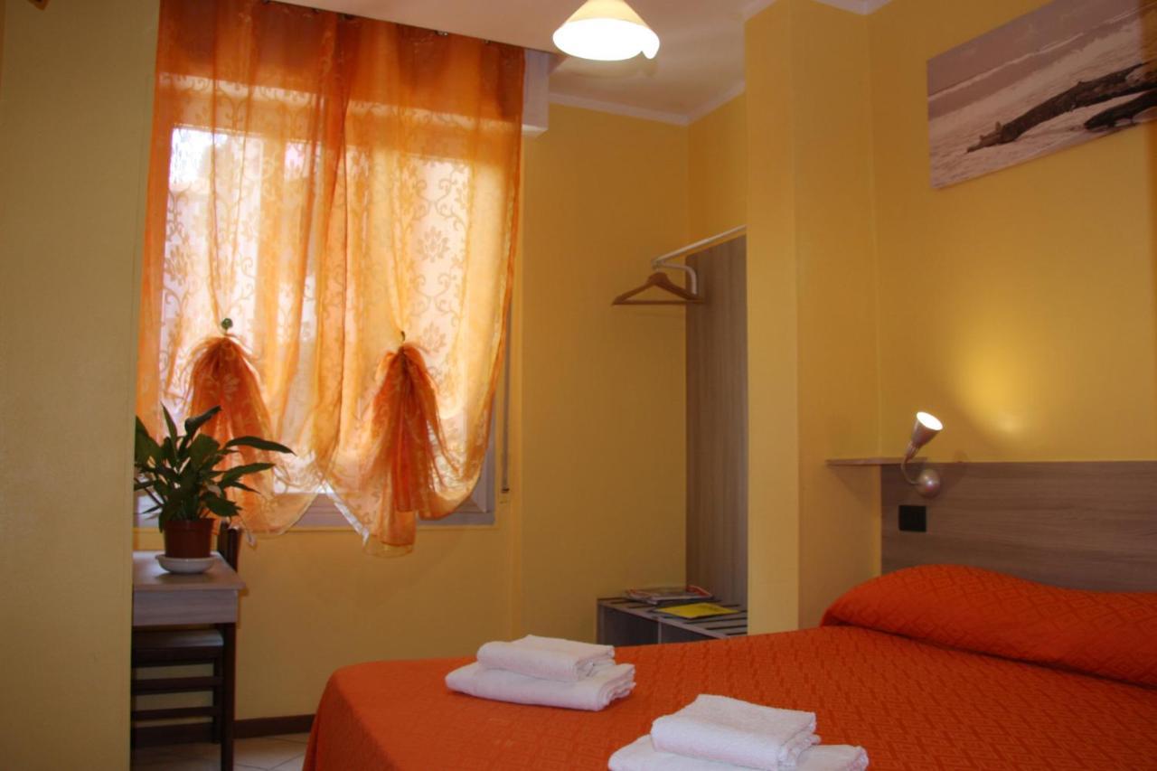 Hotel Adelchi Милано Екстериор снимка