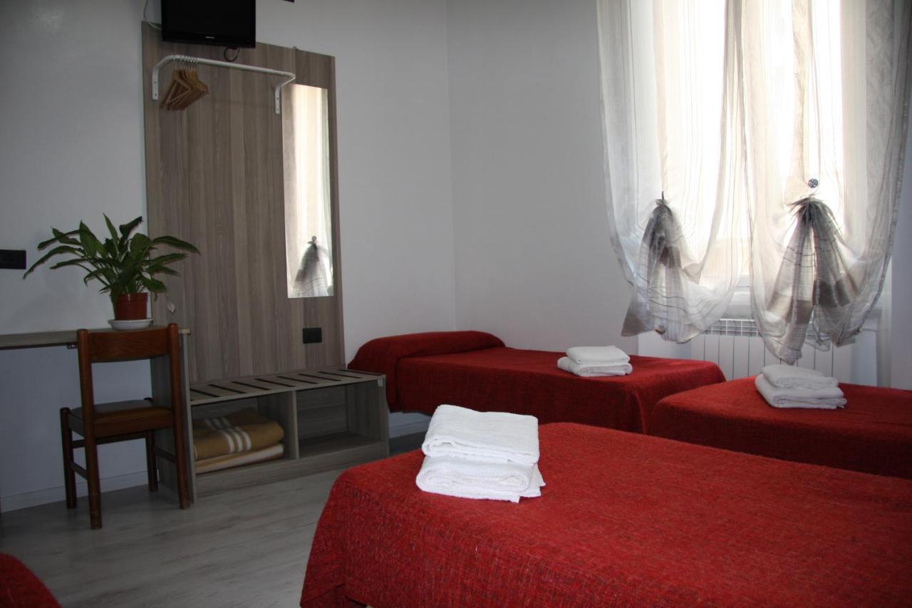 Hotel Adelchi Милано Екстериор снимка