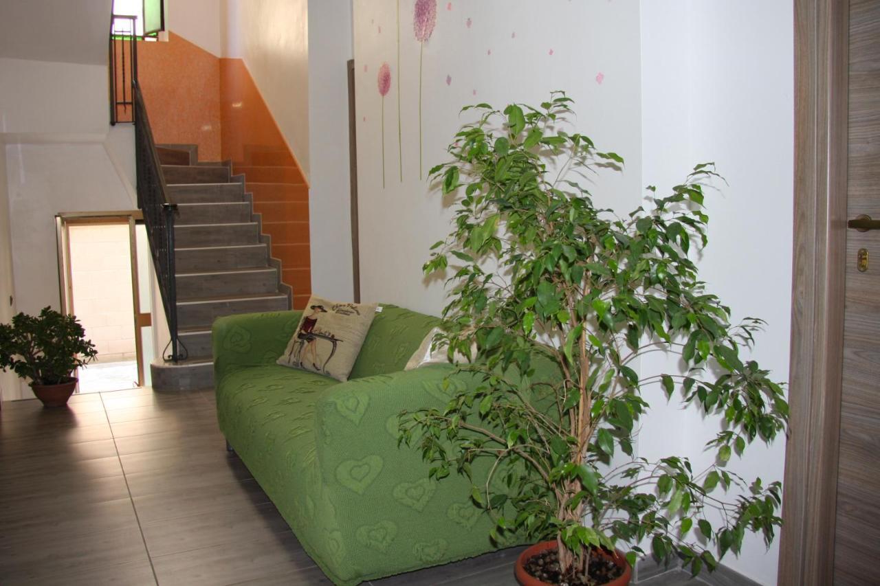 Hotel Adelchi Милано Екстериор снимка